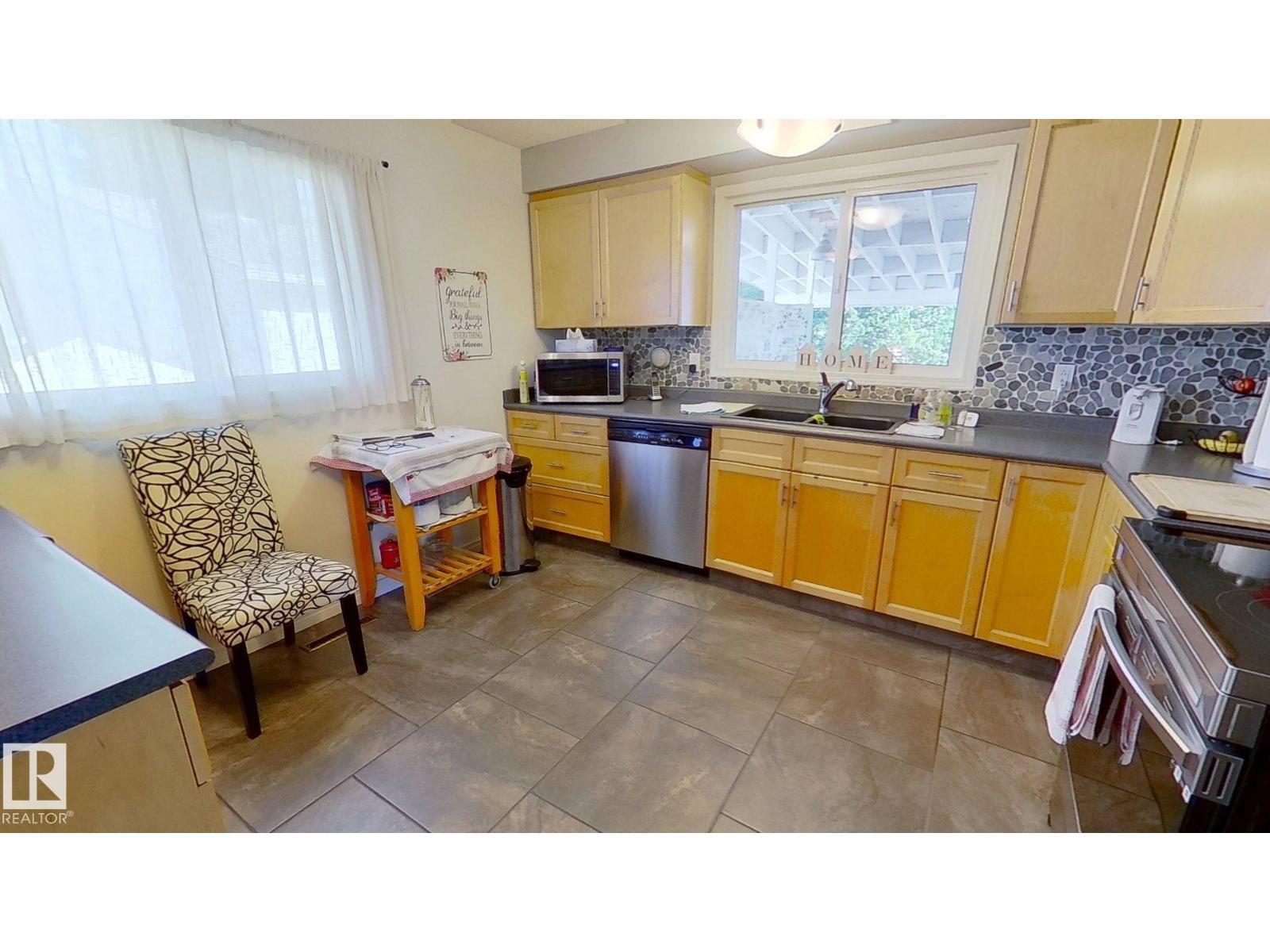 6704 152a Av Nw Property Photo 7