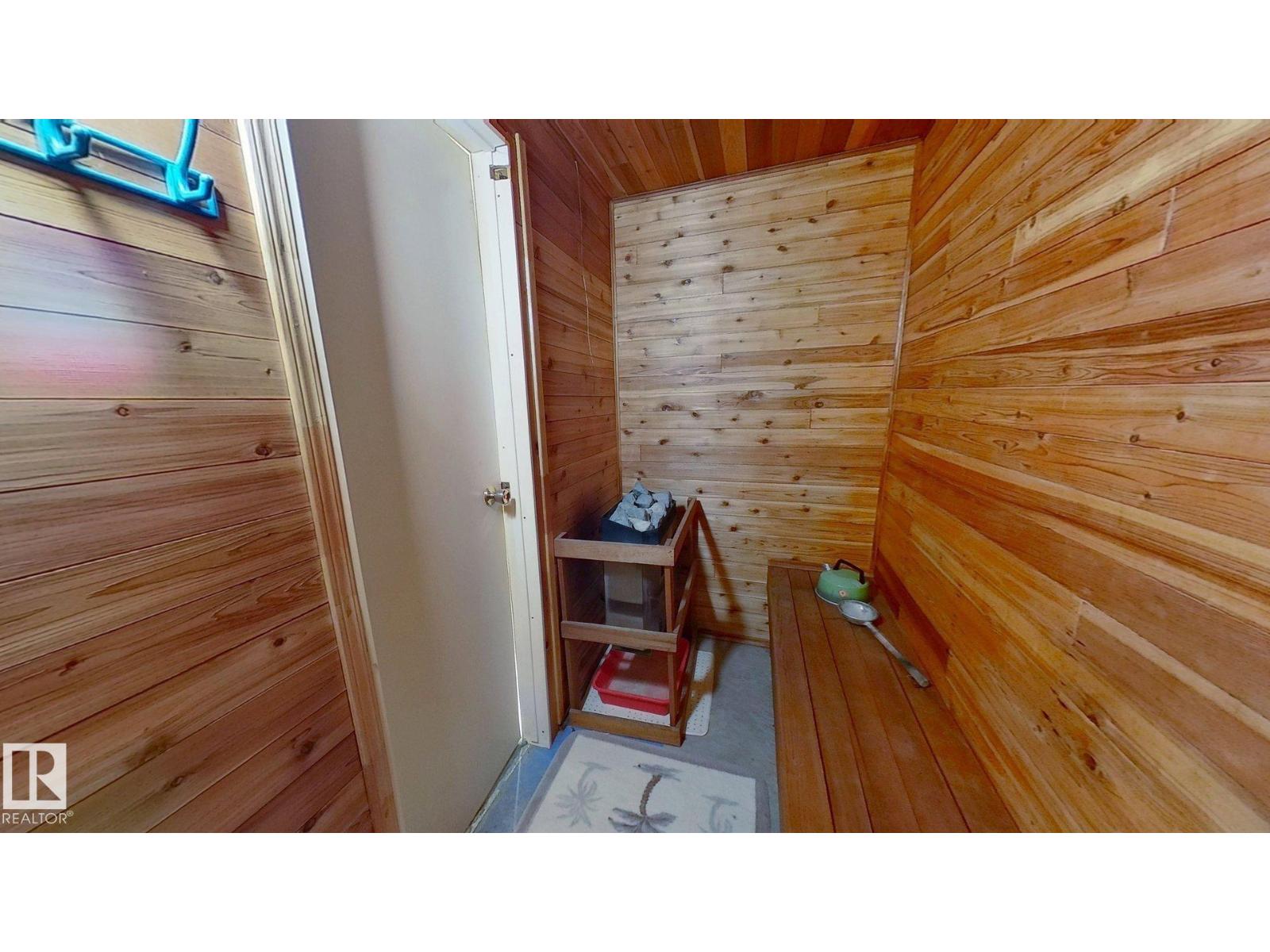 6704 152a Av Nw Property Photo 24