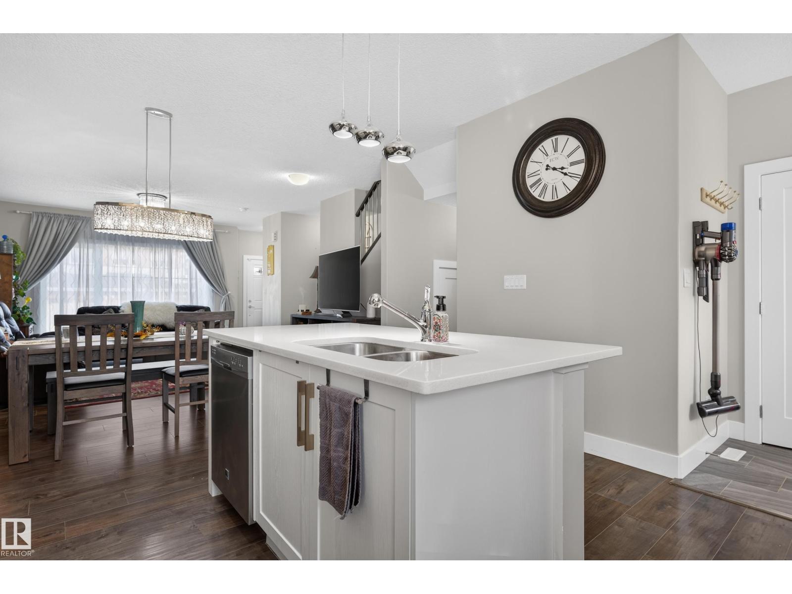 798 Berg Lo Property Photo 17