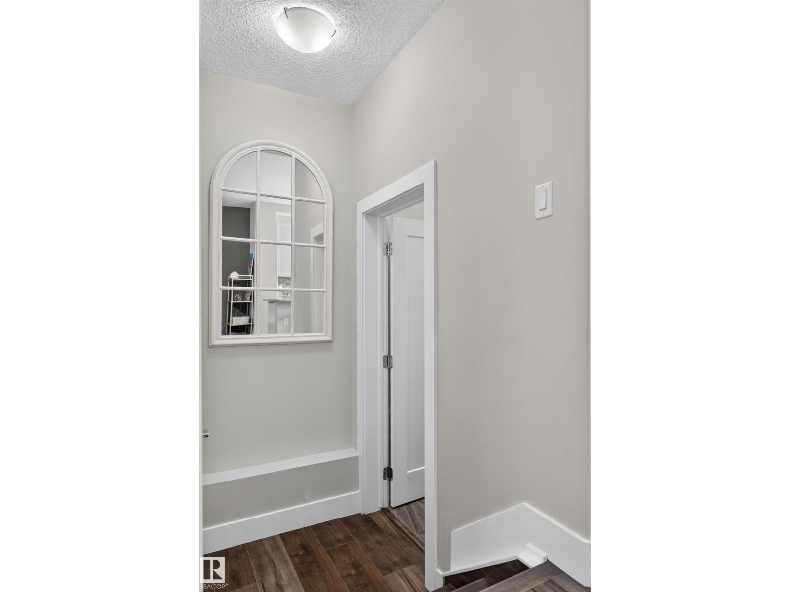 798 Berg Lo Property Photo 23