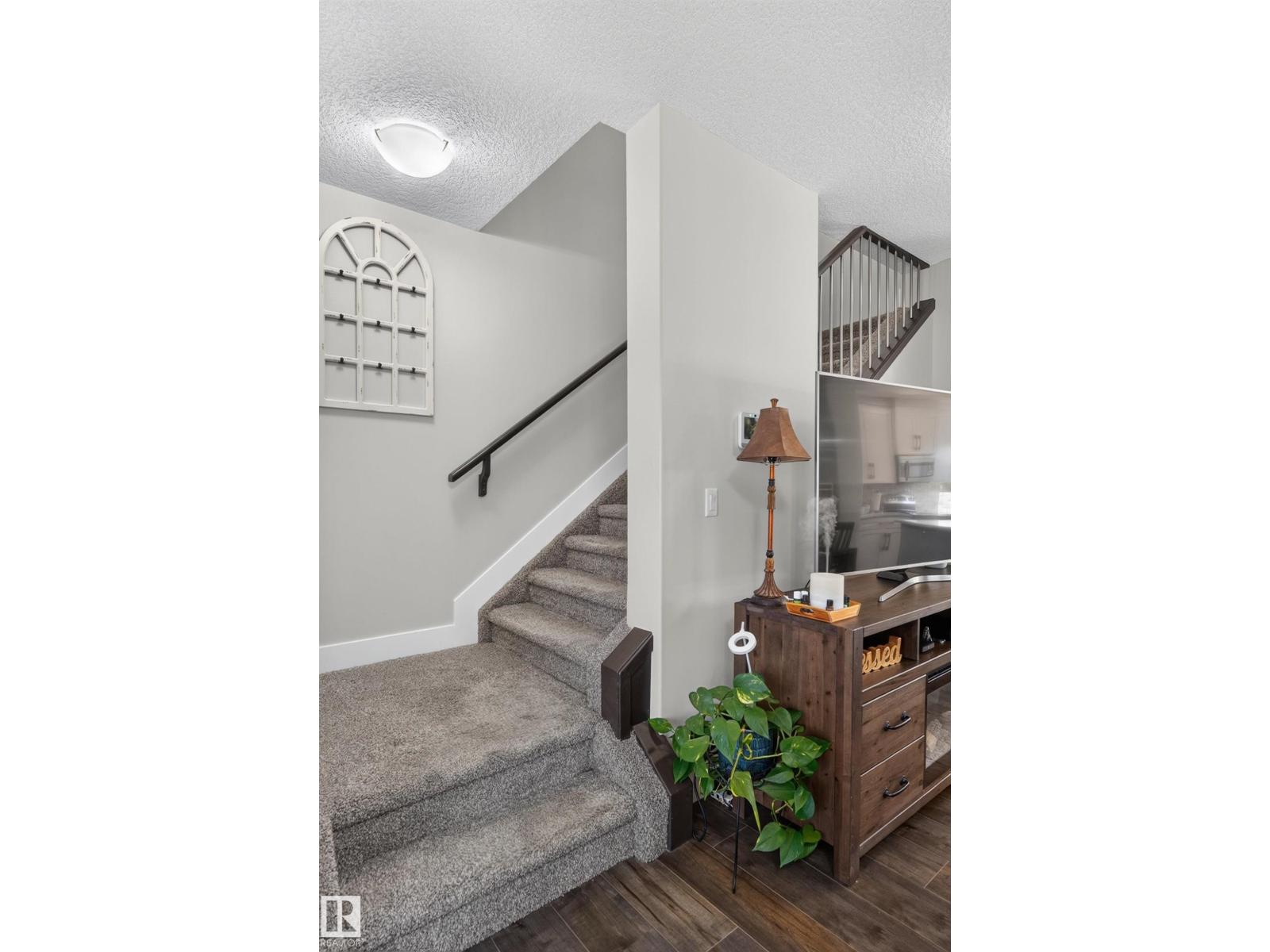 798 Berg Lo Property Photo 25
