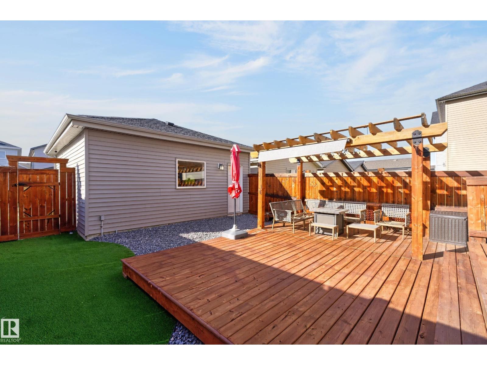 798 Berg Lo Property Photo 45