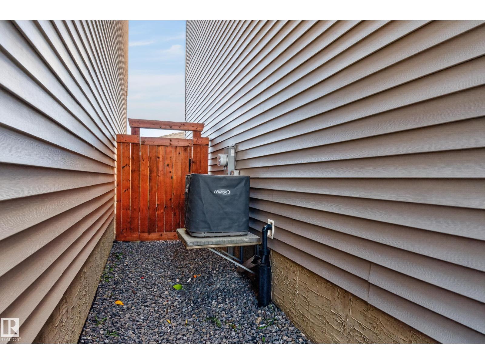 798 Berg Lo Property Photo 49