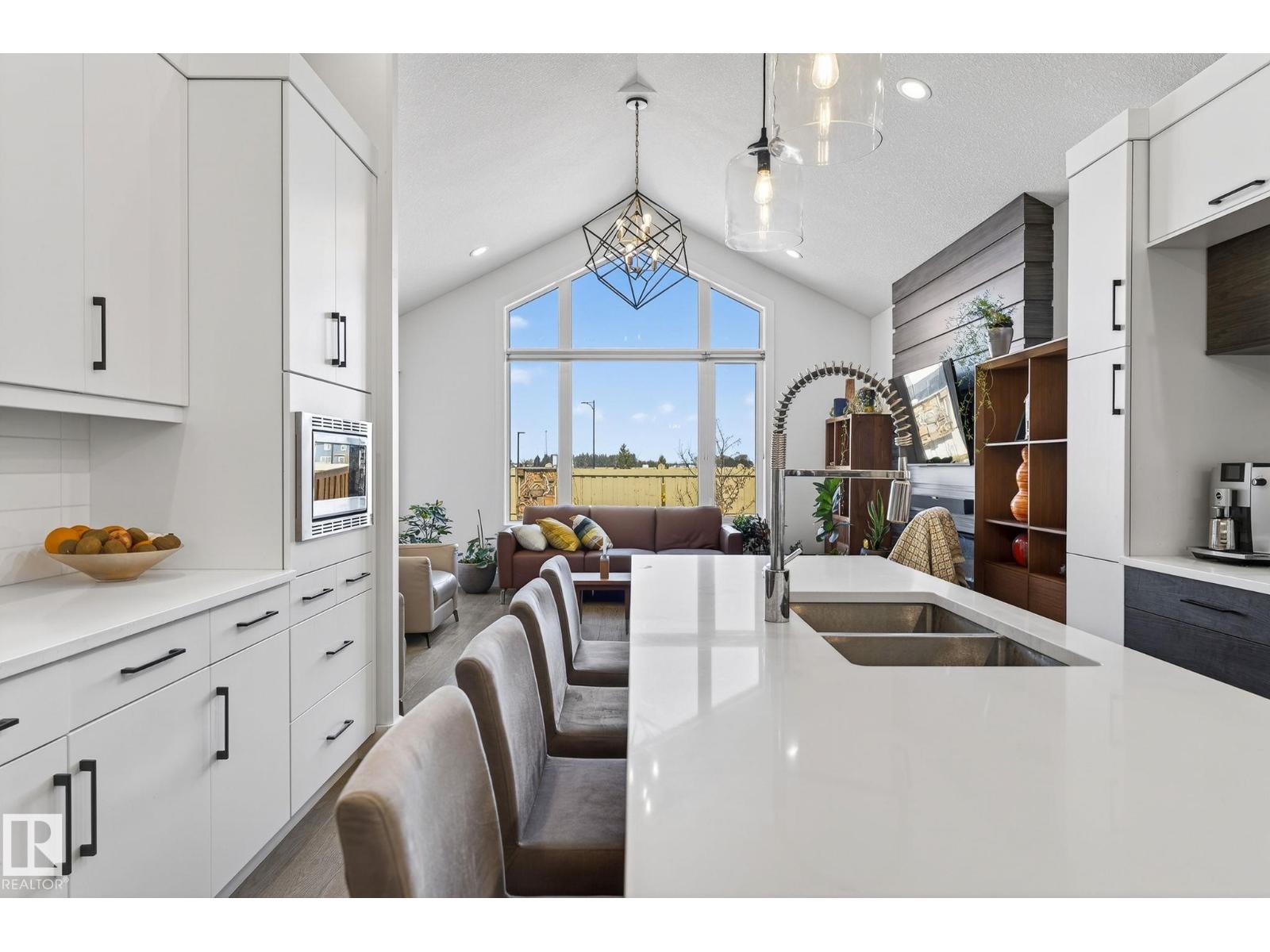 45 Evermore Cr Property Photo 7