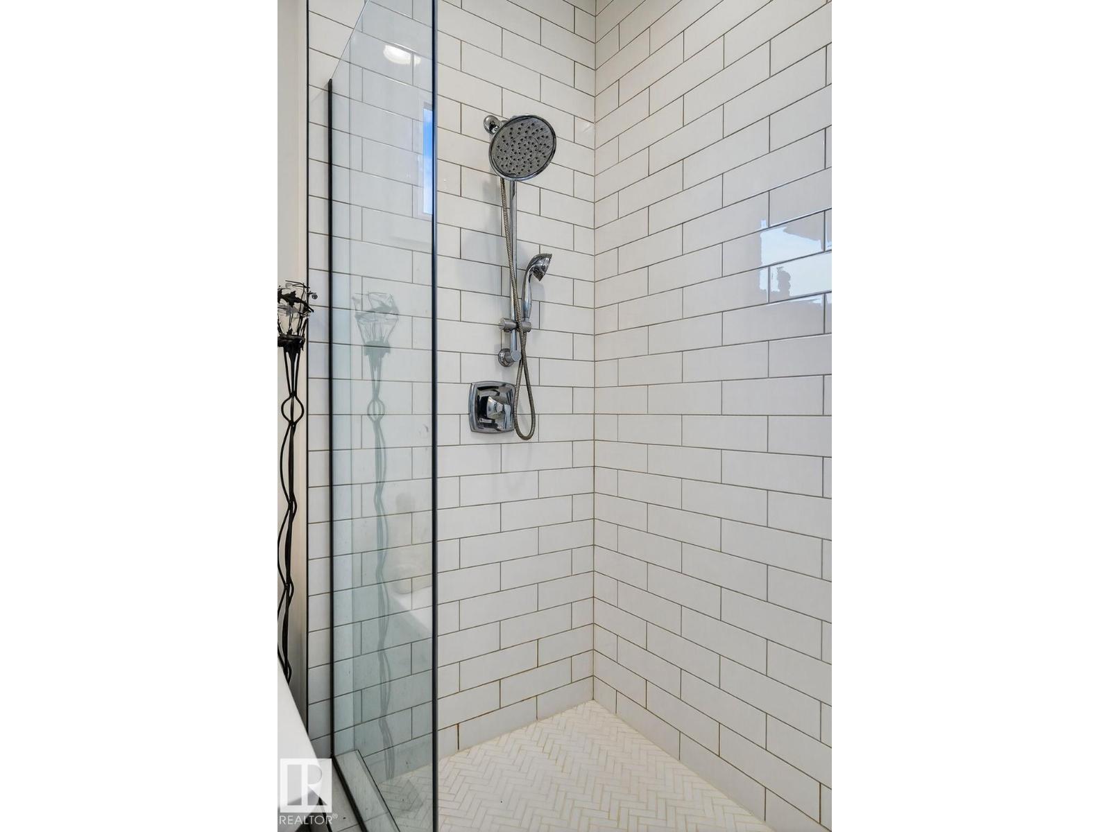 45 Evermore Cr Property Photo 25