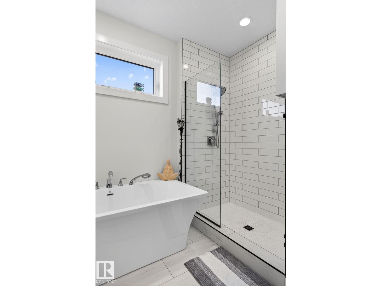 45 Evermore Cr Property Photo 26