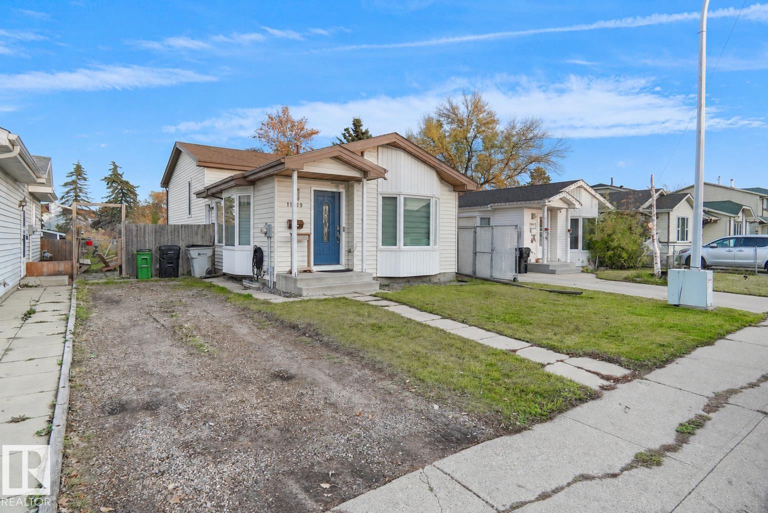 15629 83 St Nw Property Photo 4