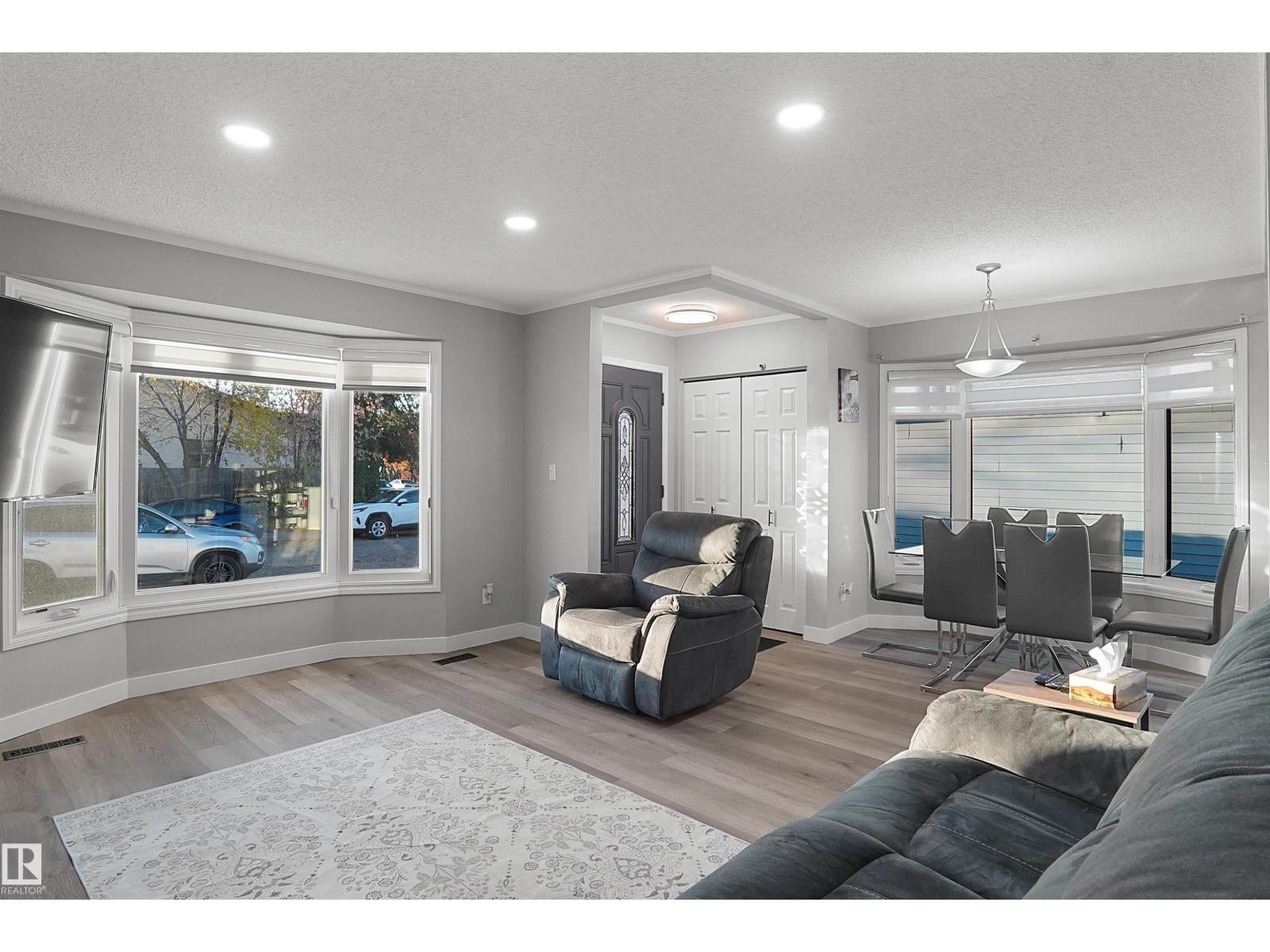 15629 83 St Nw Property Photo 7