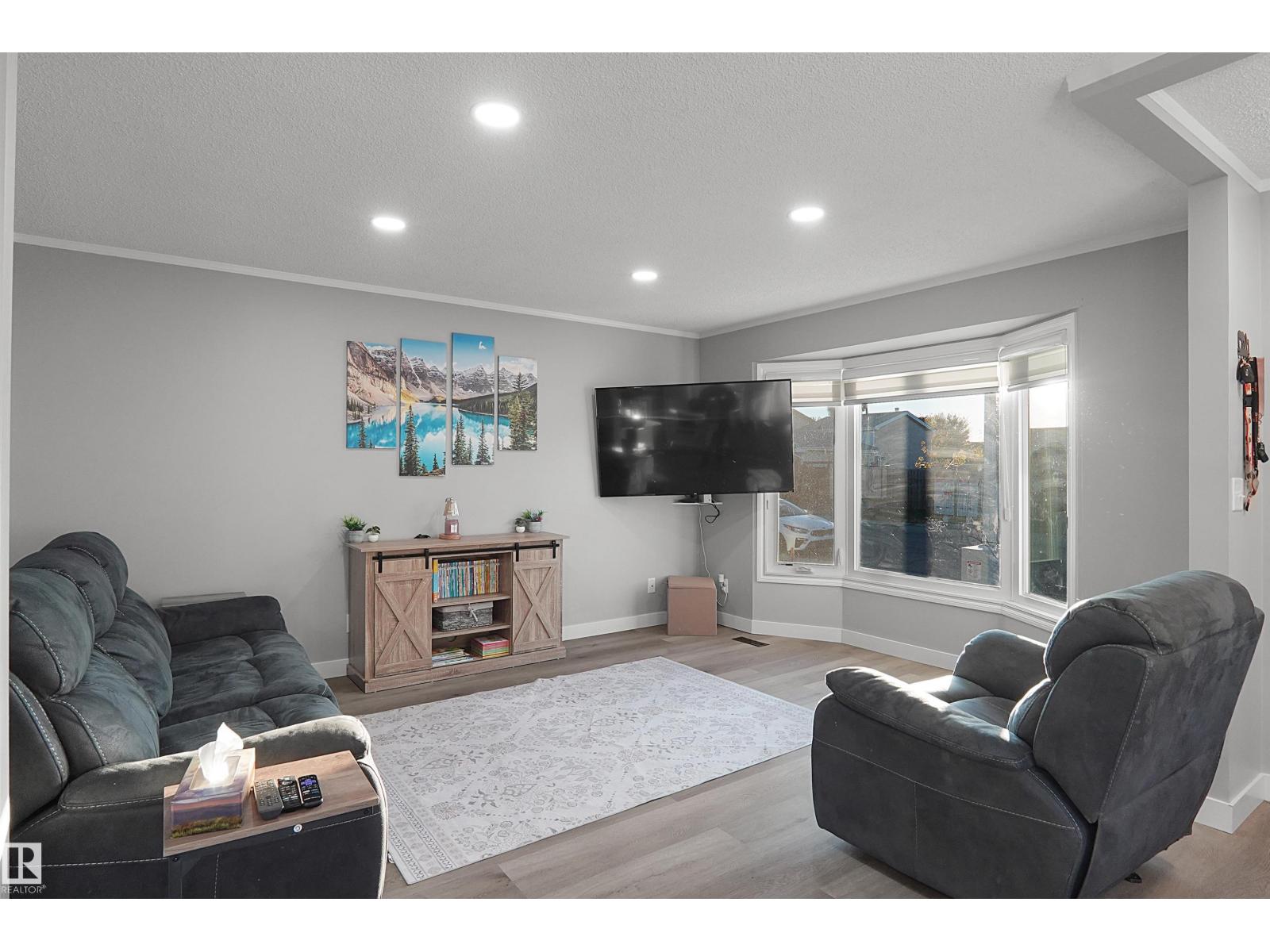 15629 83 St Nw Property Photo 8