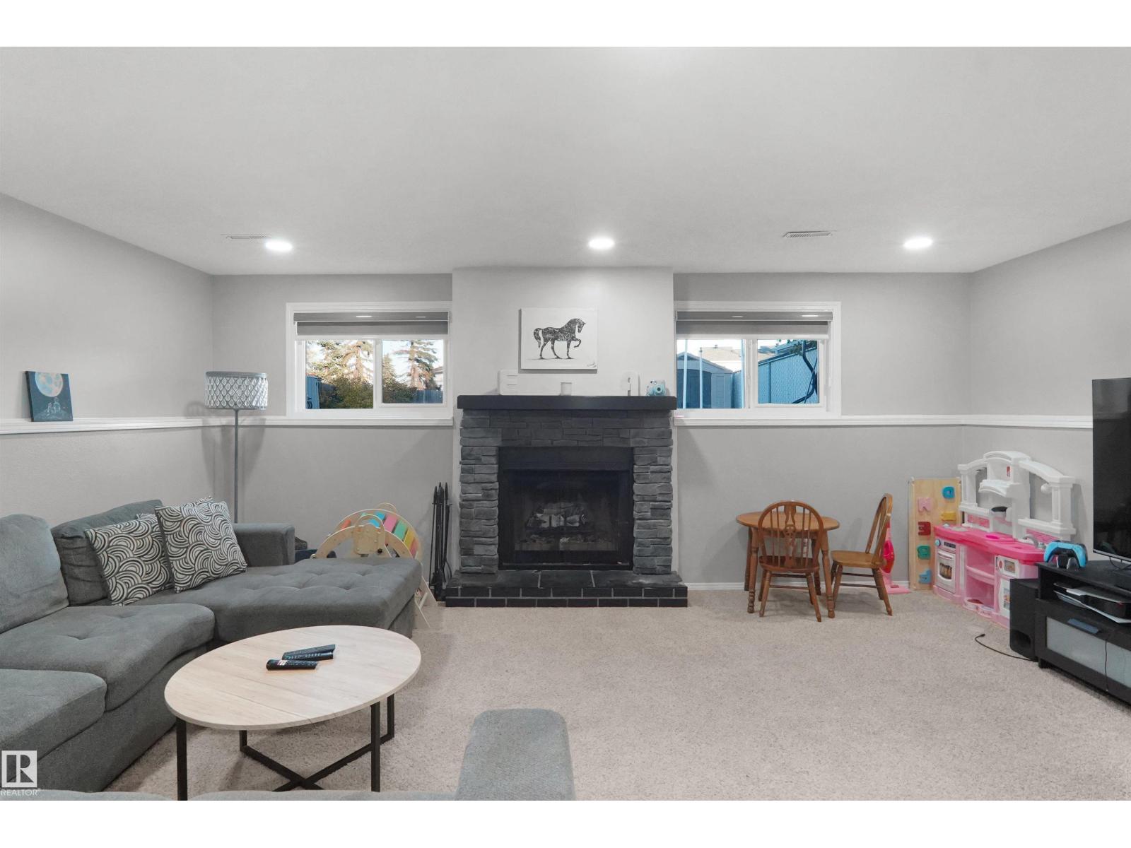 15629 83 St Nw Property Photo 28