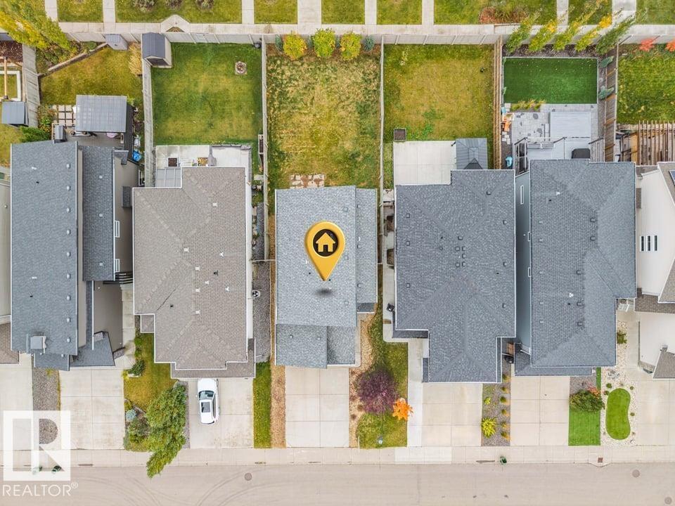 7627 181 Av Nw Property Photo 41