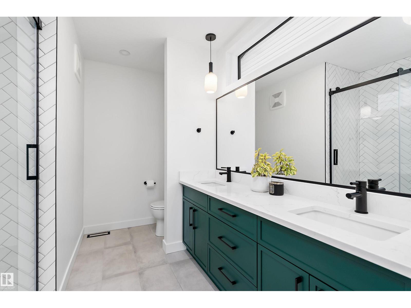 9727 153 St Nw Property Photo 26