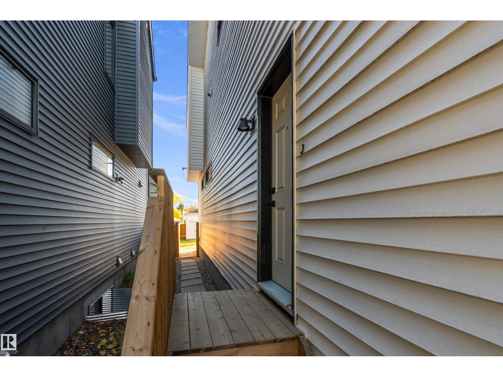 9727 153 St Nw Property Photo 35