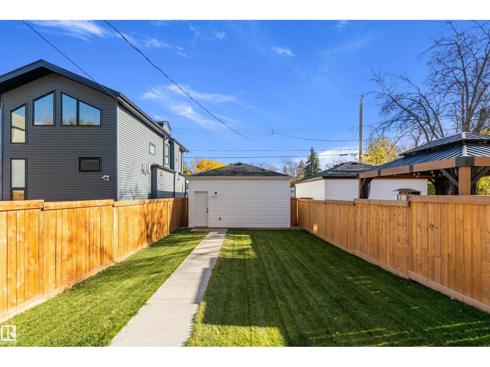 9727 153 St Nw Property Photo 38