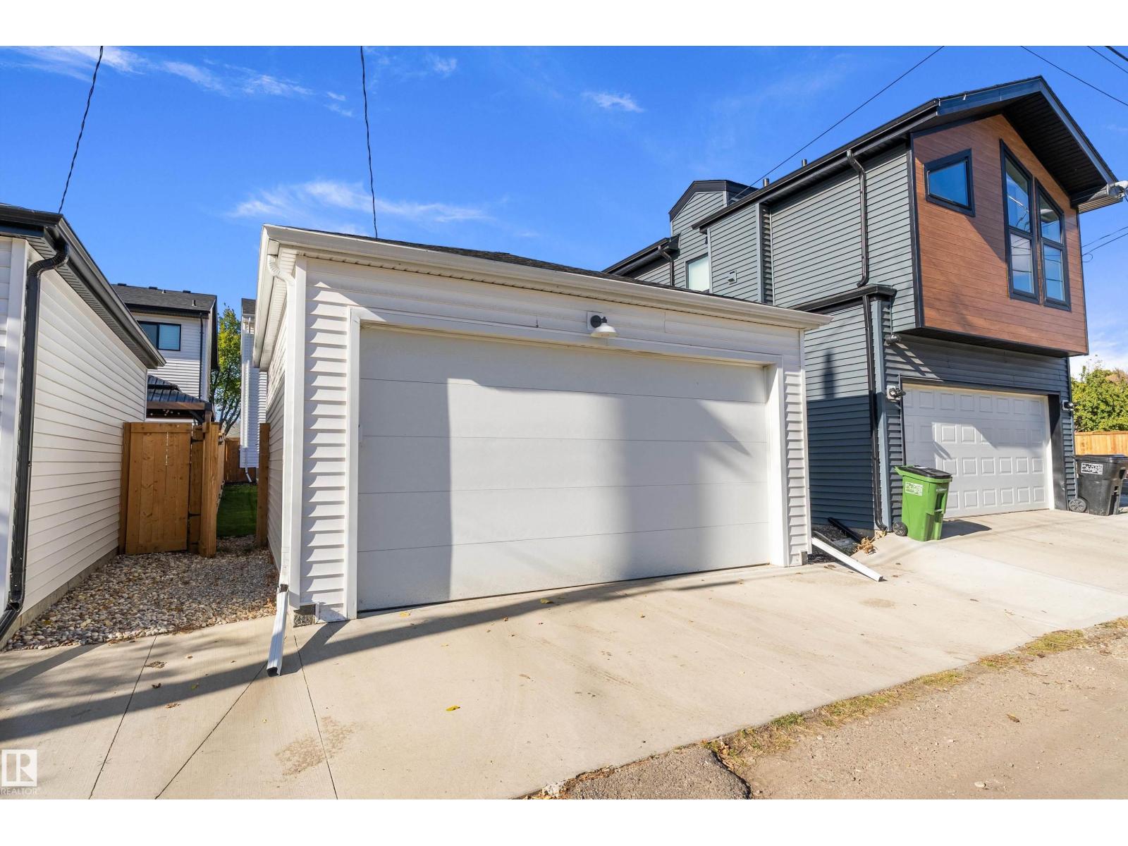 9727 153 St Nw Property Photo 40