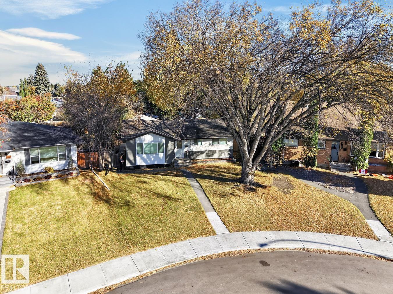 7404 92 Av Nw Property Photo 33