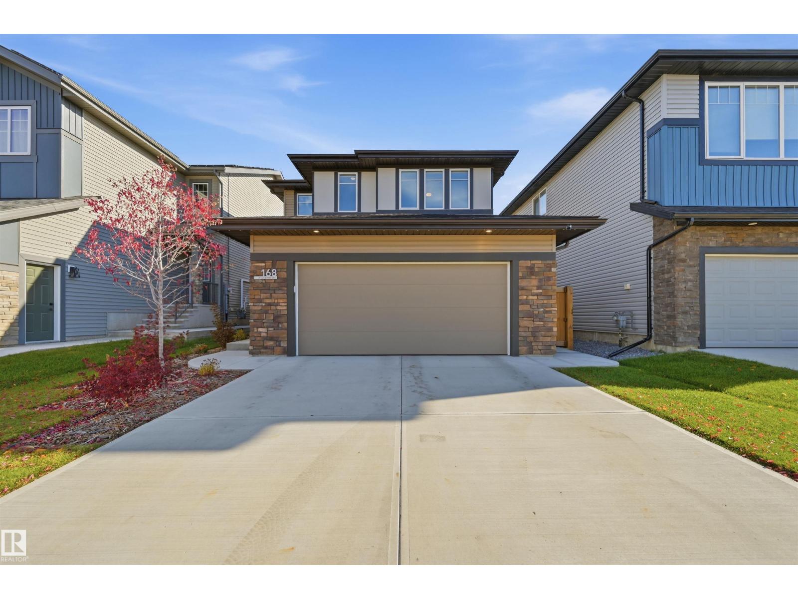 168 Larch Cr Property Photo 2