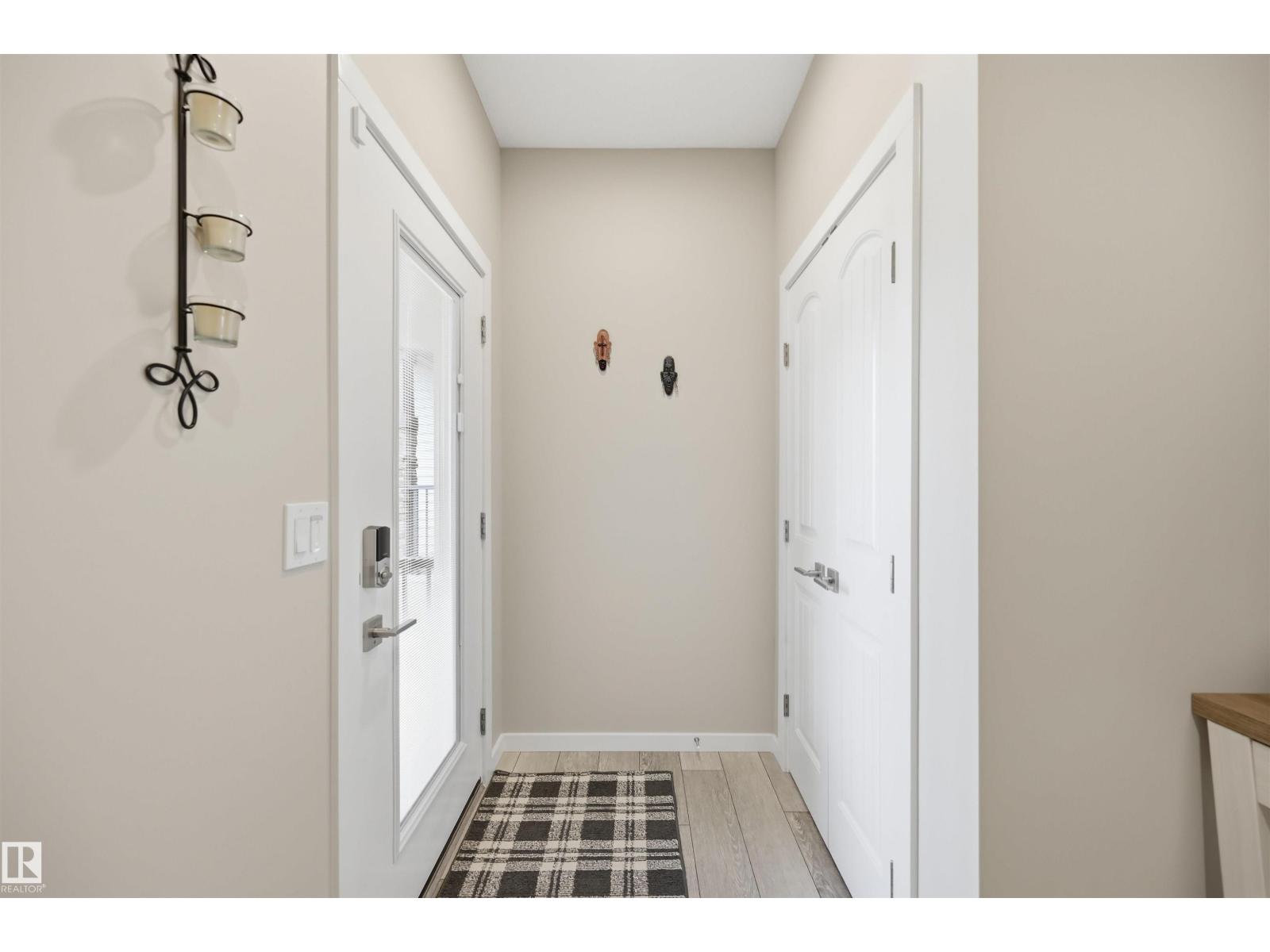 168 Larch Cr Property Photo 6