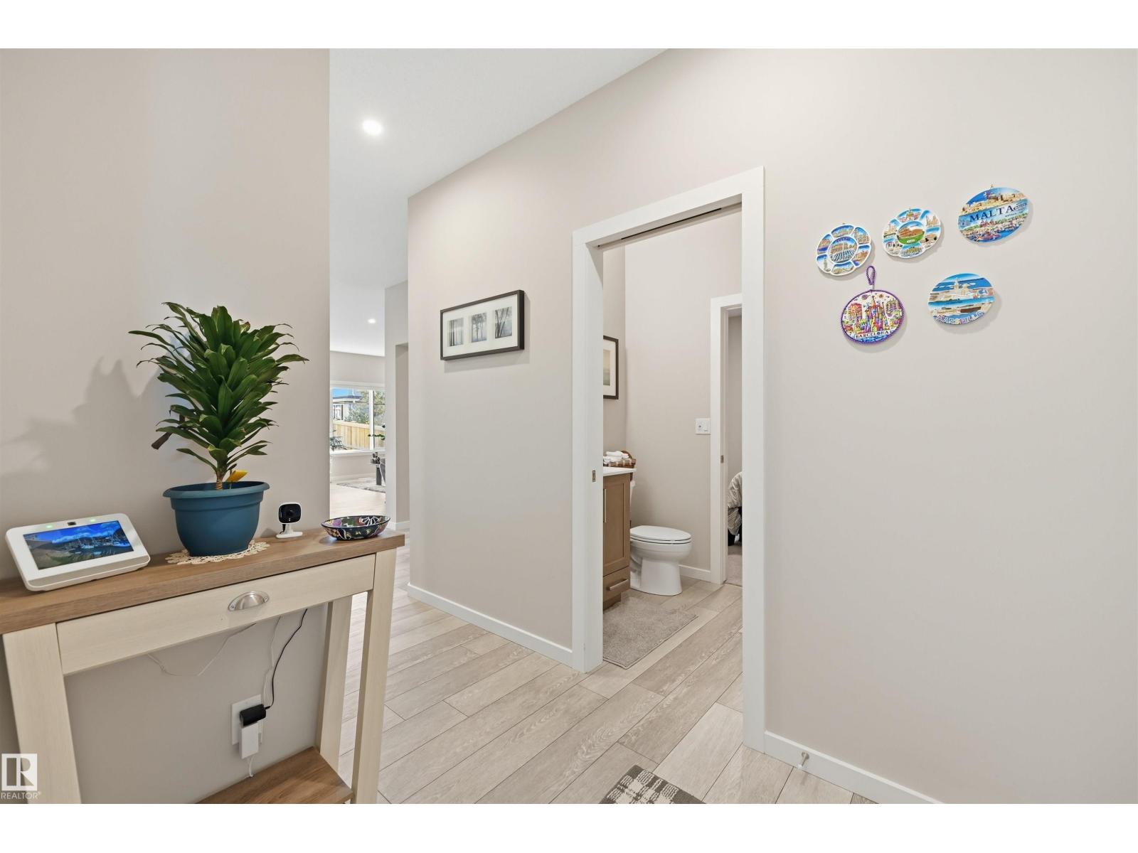 168 Larch Cr Property Photo 7