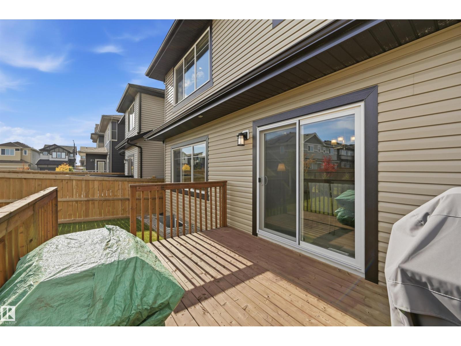 168 Larch Cr Property Photo 46