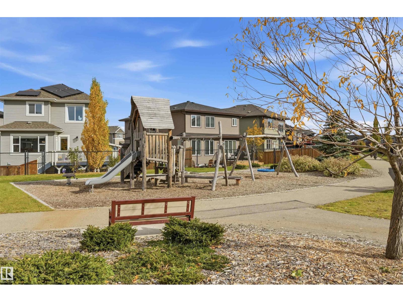 168 Larch Cr Property Photo 54