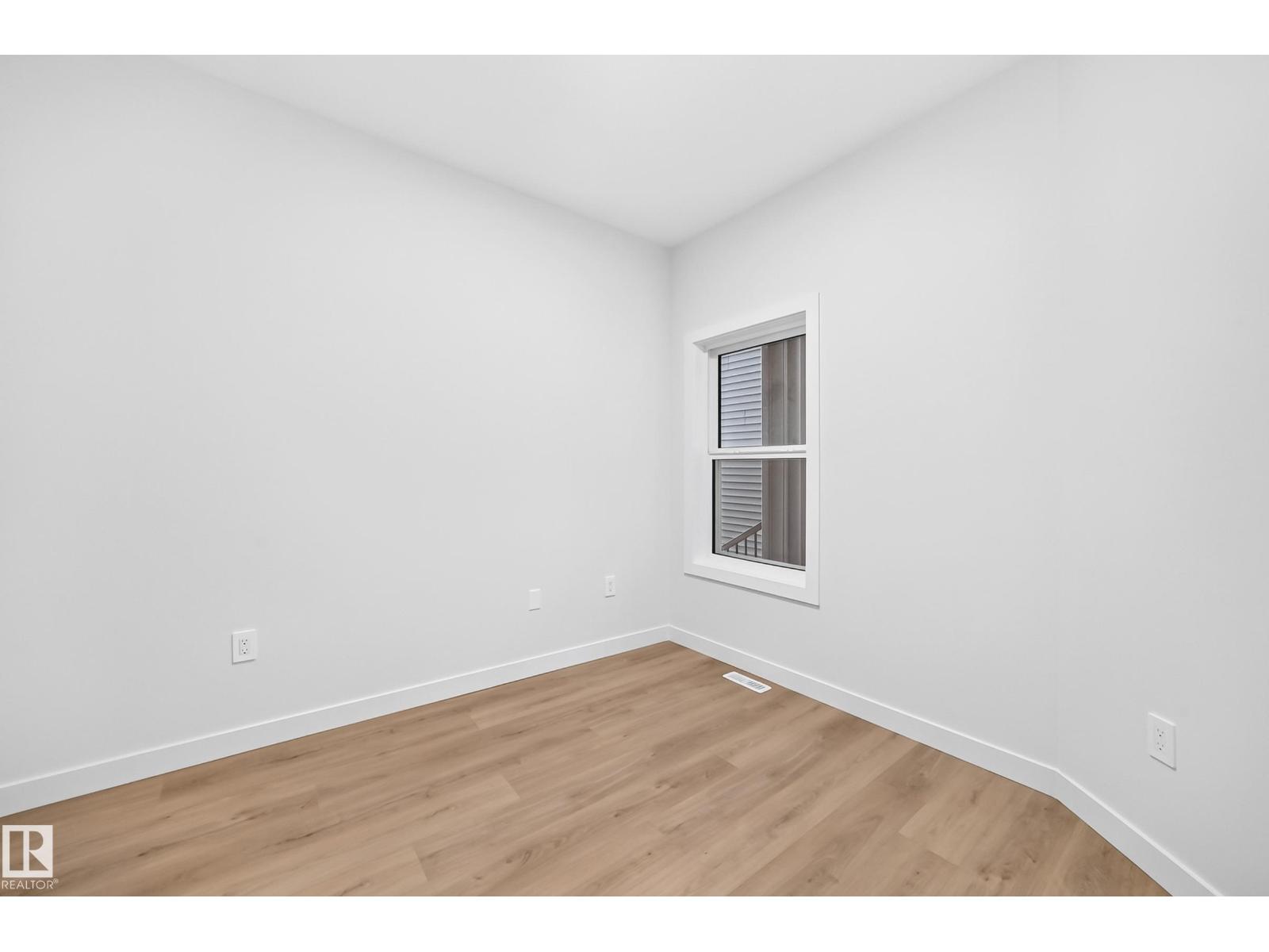 8603 224 St Nw Property Photo 19
