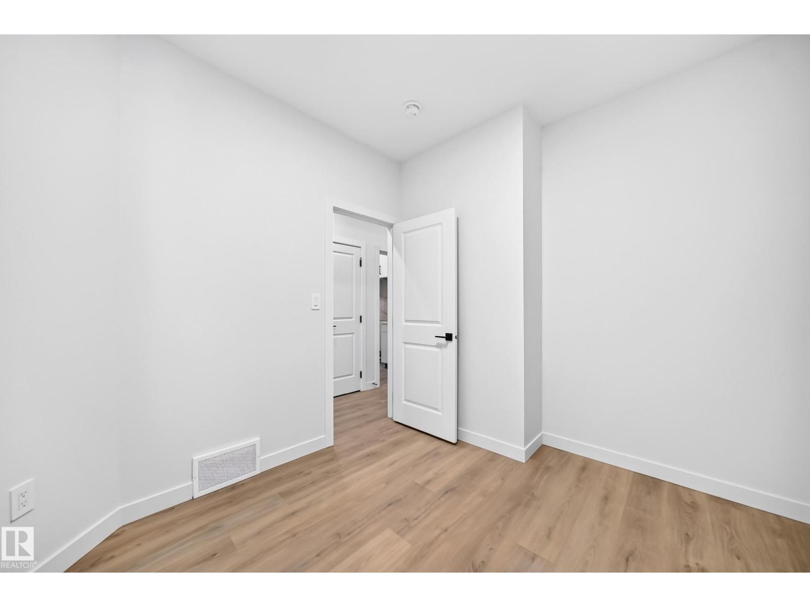 8603 224 St Nw Property Photo 20