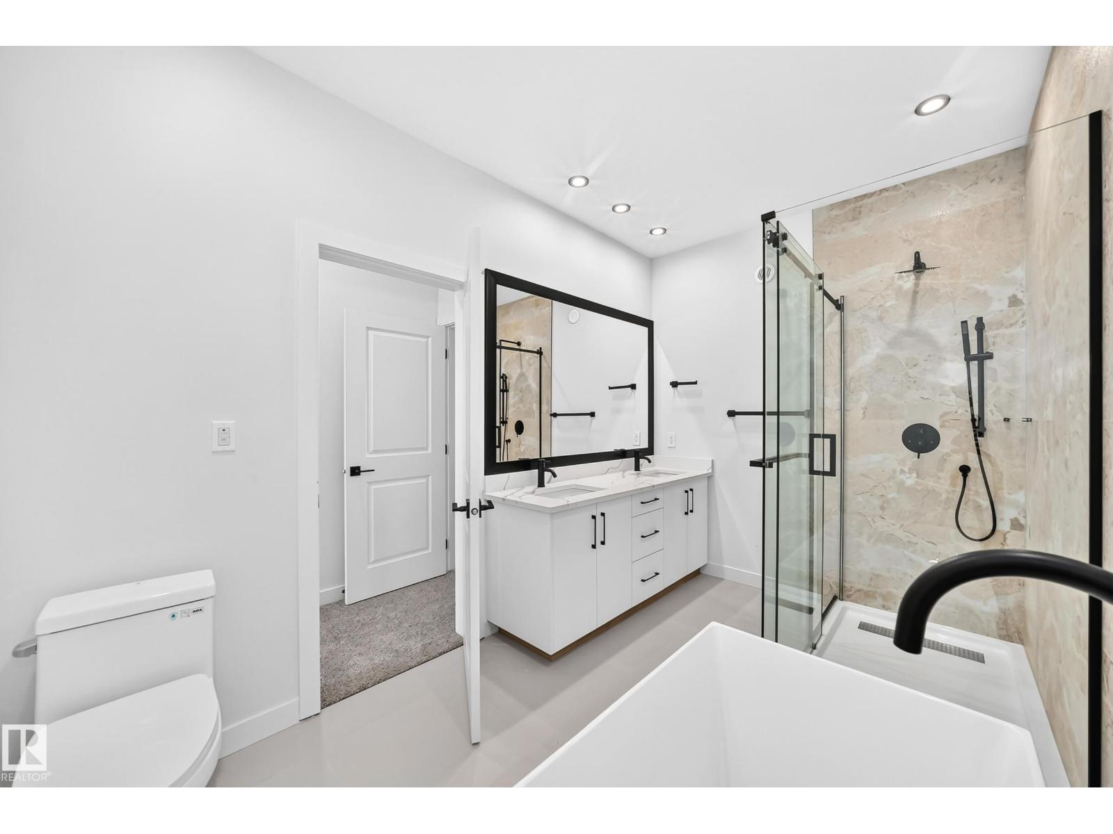 8603 224 St Nw Property Photo 34