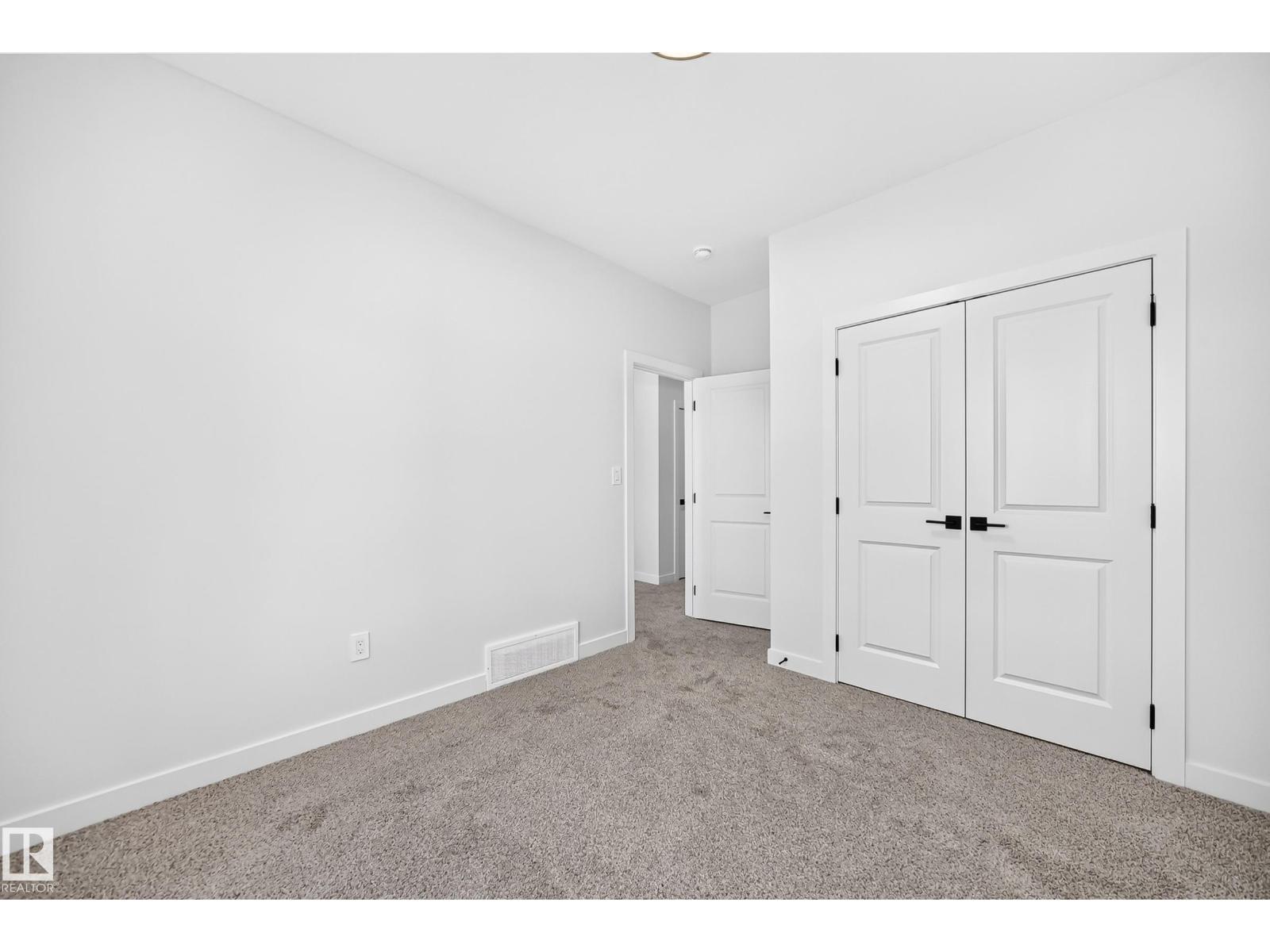 8603 224 St Nw Property Photo 37