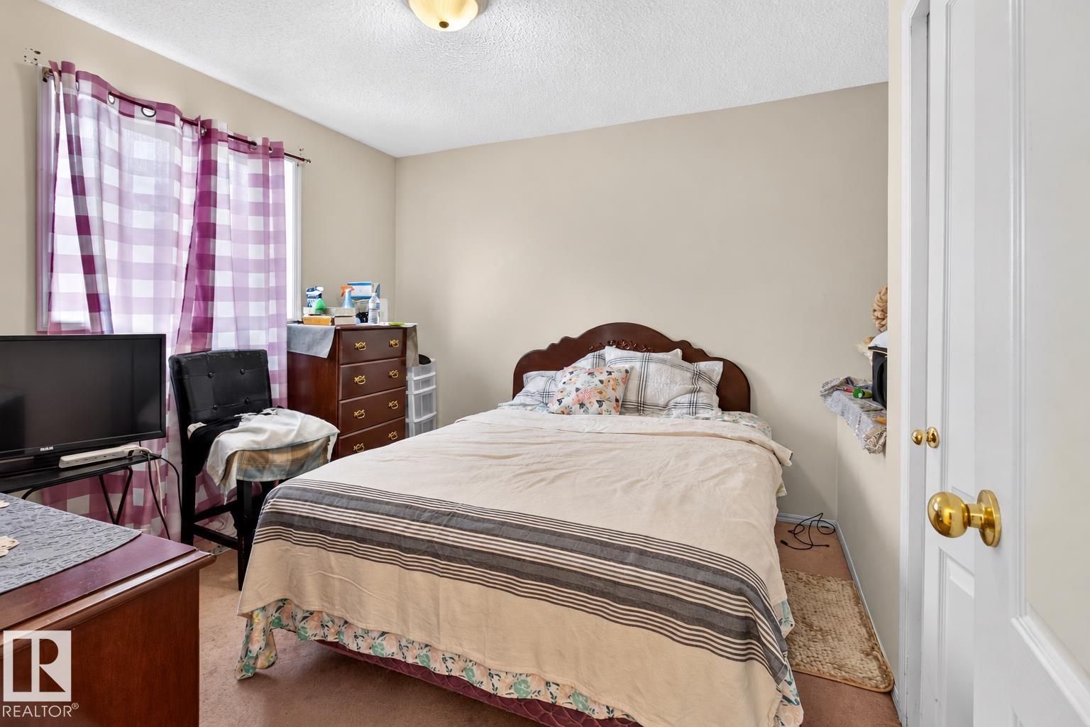 13111 36 St Nw Property Photo 9