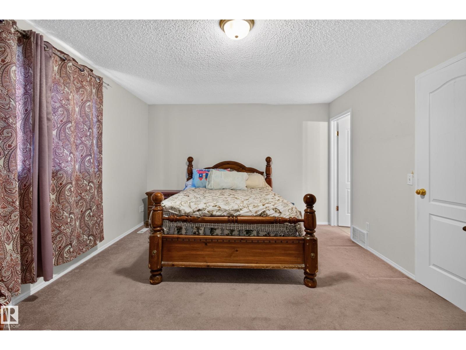 13111 36 St Nw Property Photo 11