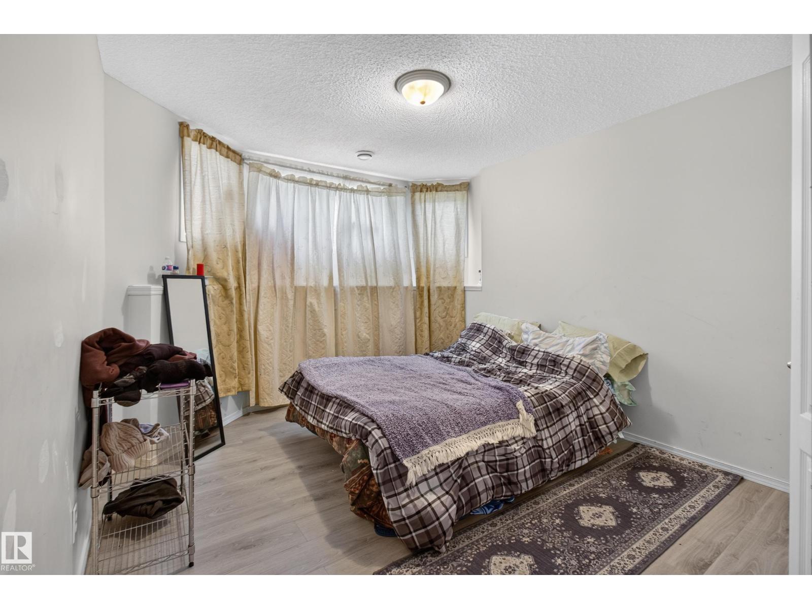 13111 36 St Nw Property Photo 18