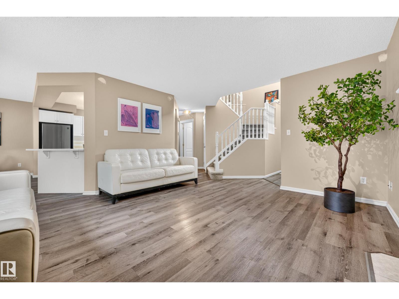11813 11b Av Nw Property Photo 13