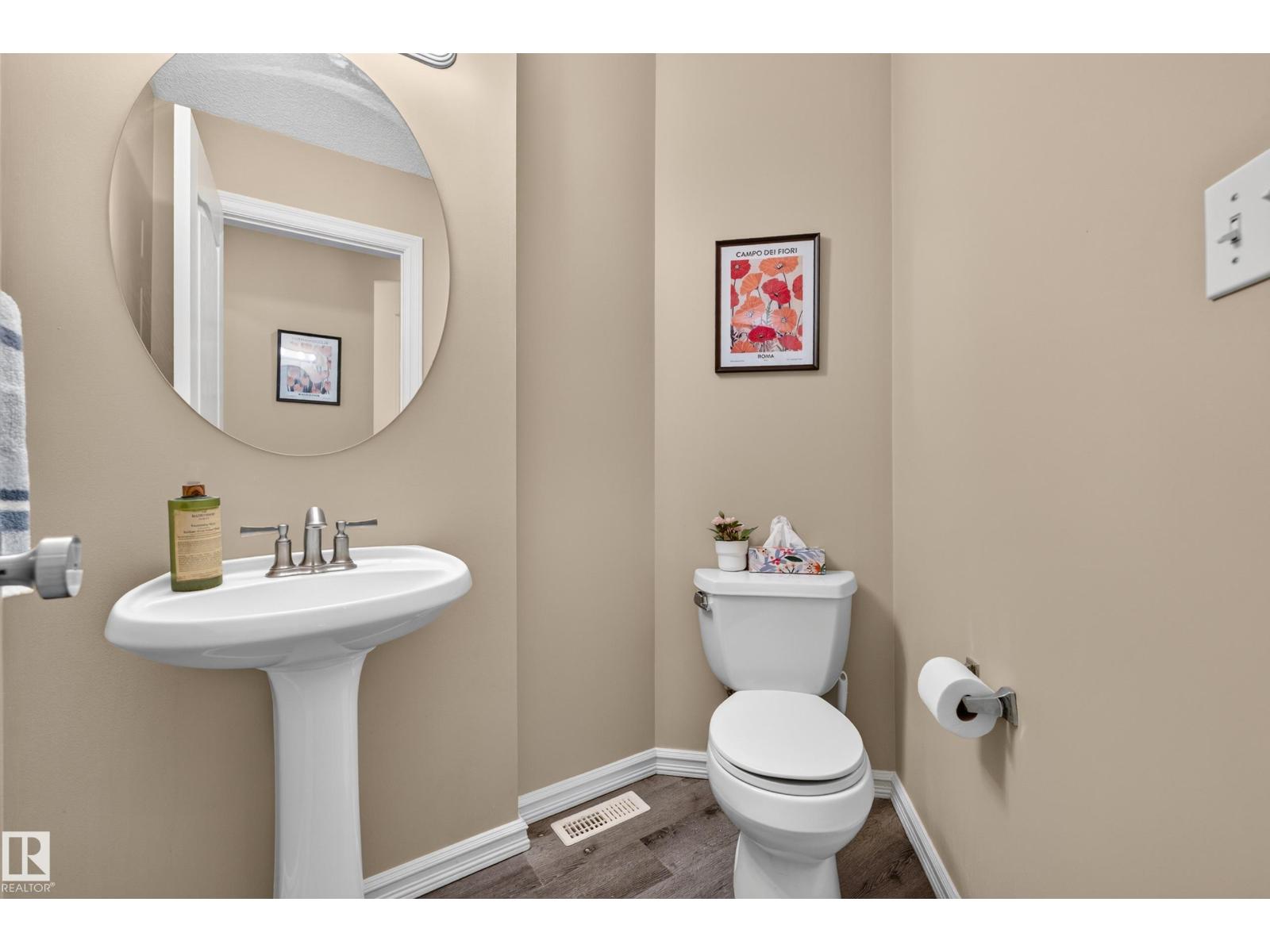 11813 11b Av Nw Property Photo 24