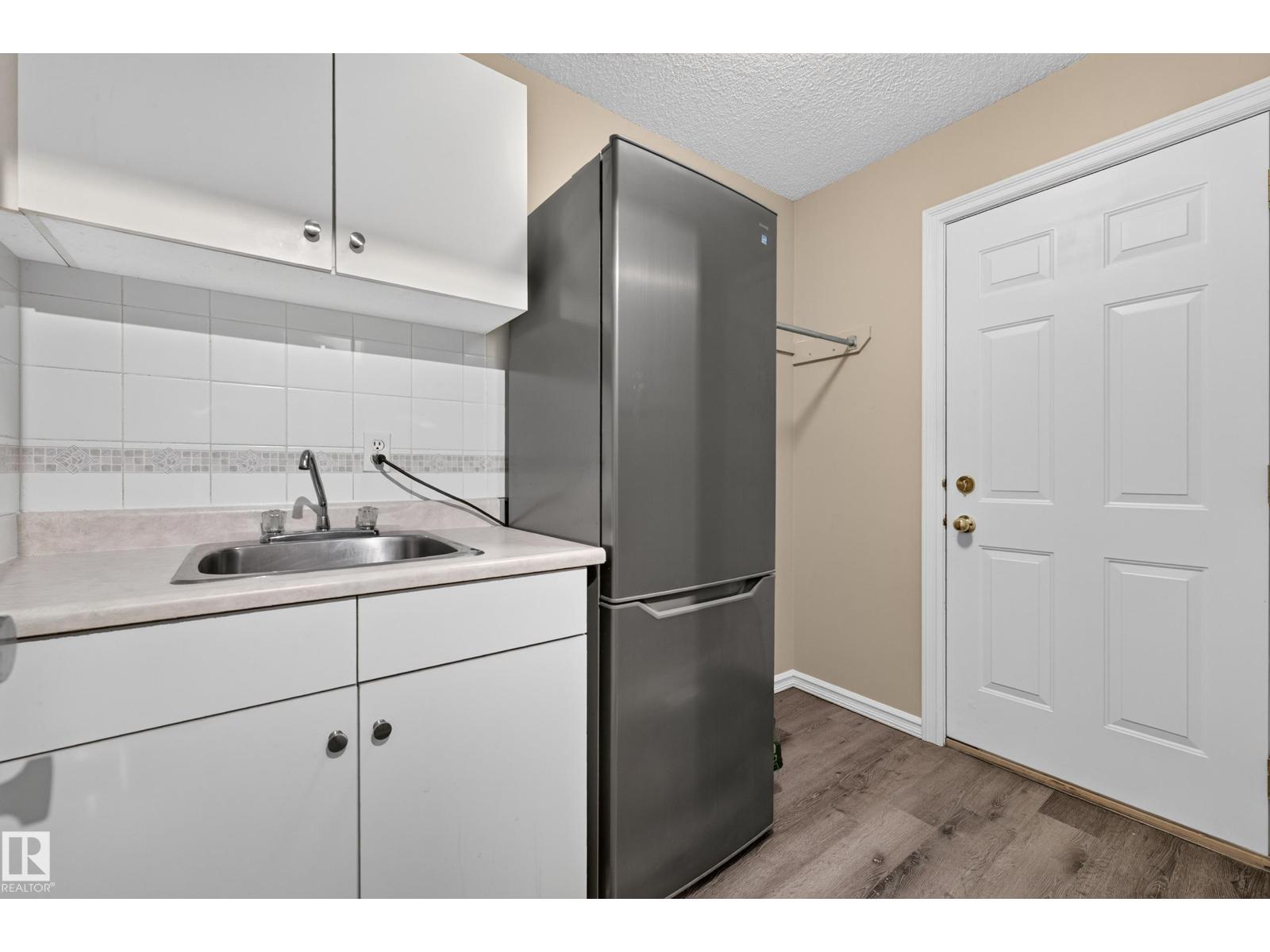 11813 11b Av Nw Property Photo 25