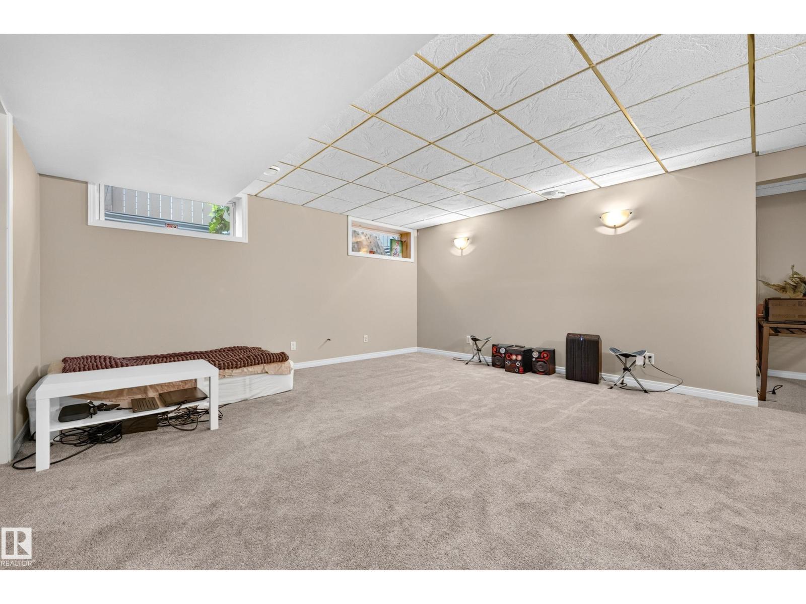 11813 11b Av Nw Property Photo 38