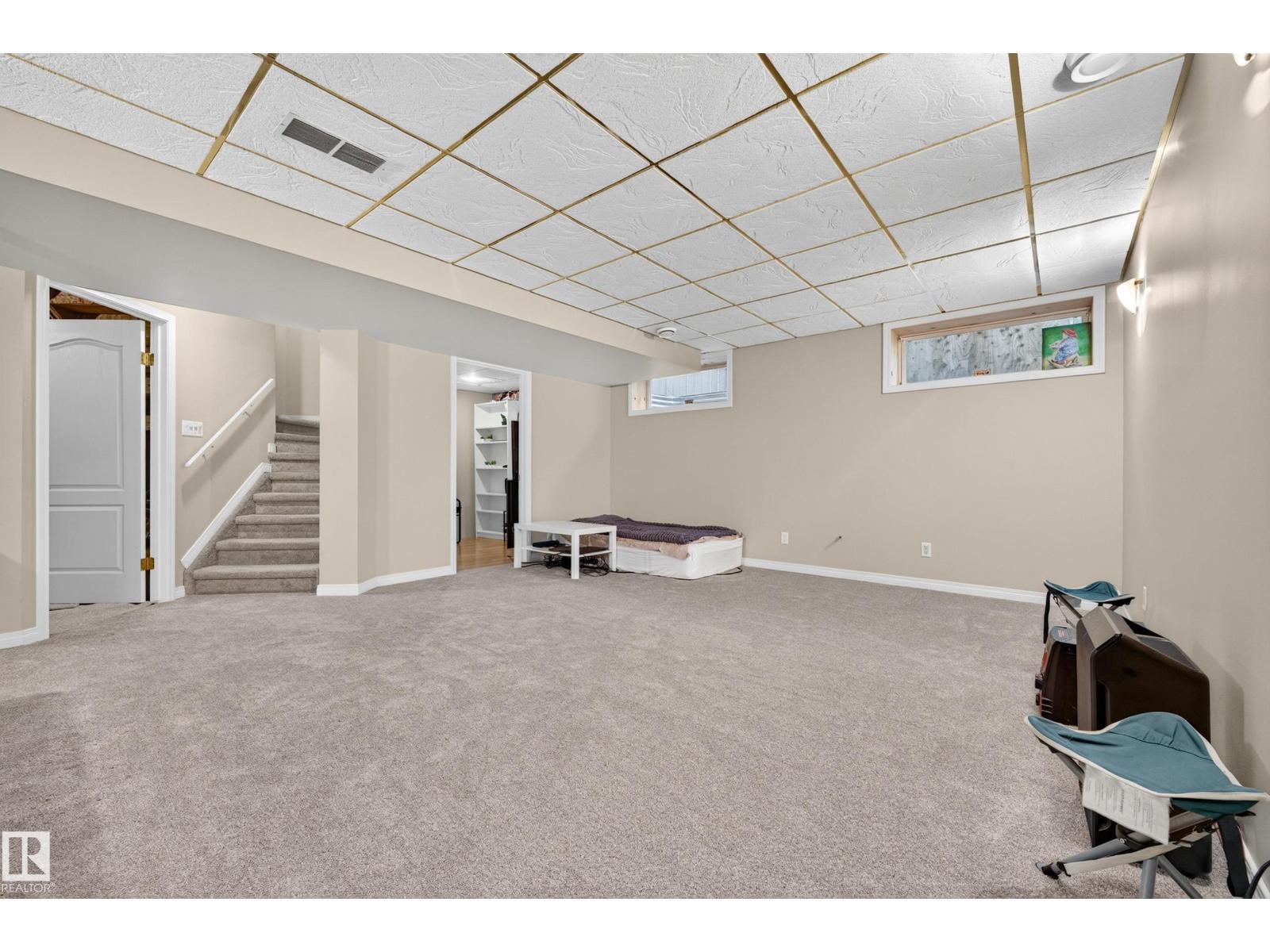 11813 11b Av Nw Property Photo 39