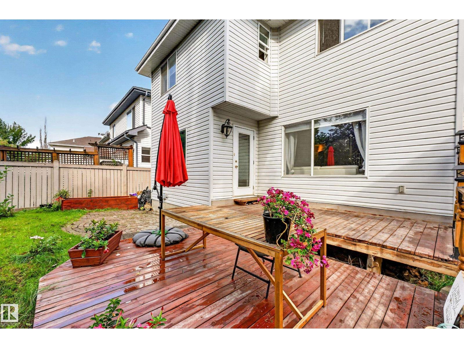 11813 11b Av Nw Property Photo 48