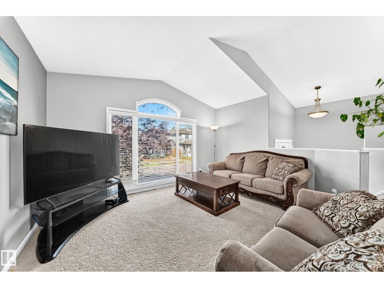 21211 59 Av Nw Property Photo 13