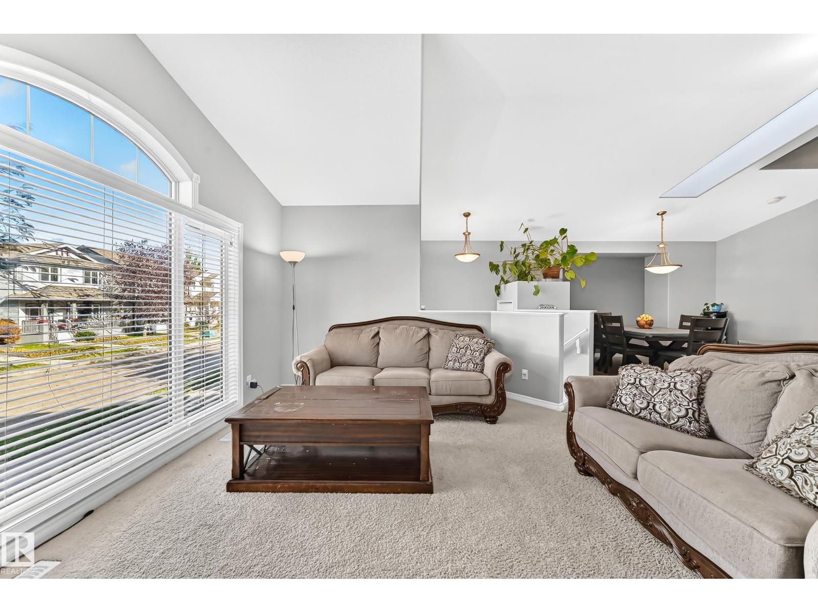 21211 59 Av Nw Property Photo 14
