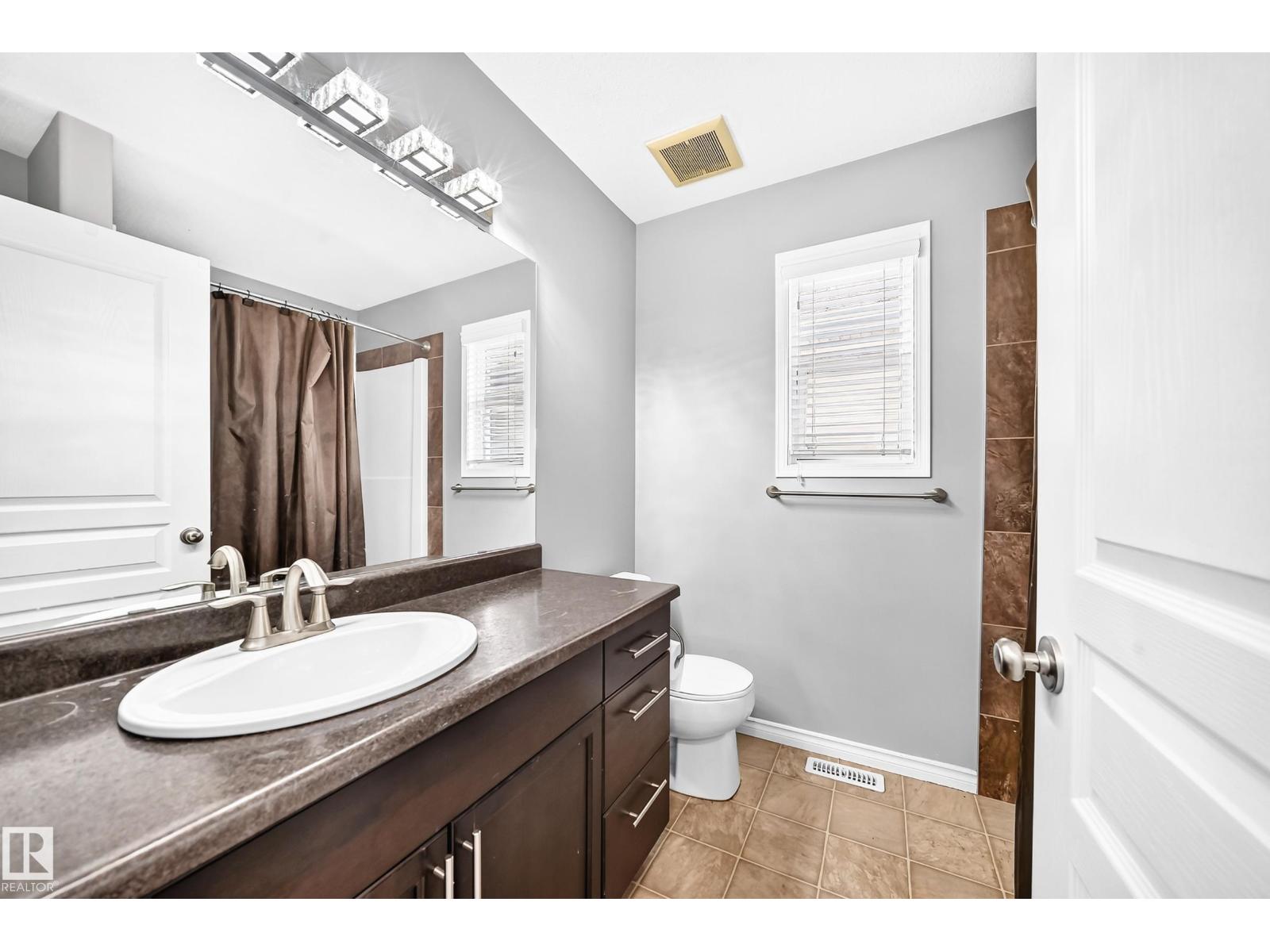 21211 59 Av Nw Property Photo 27