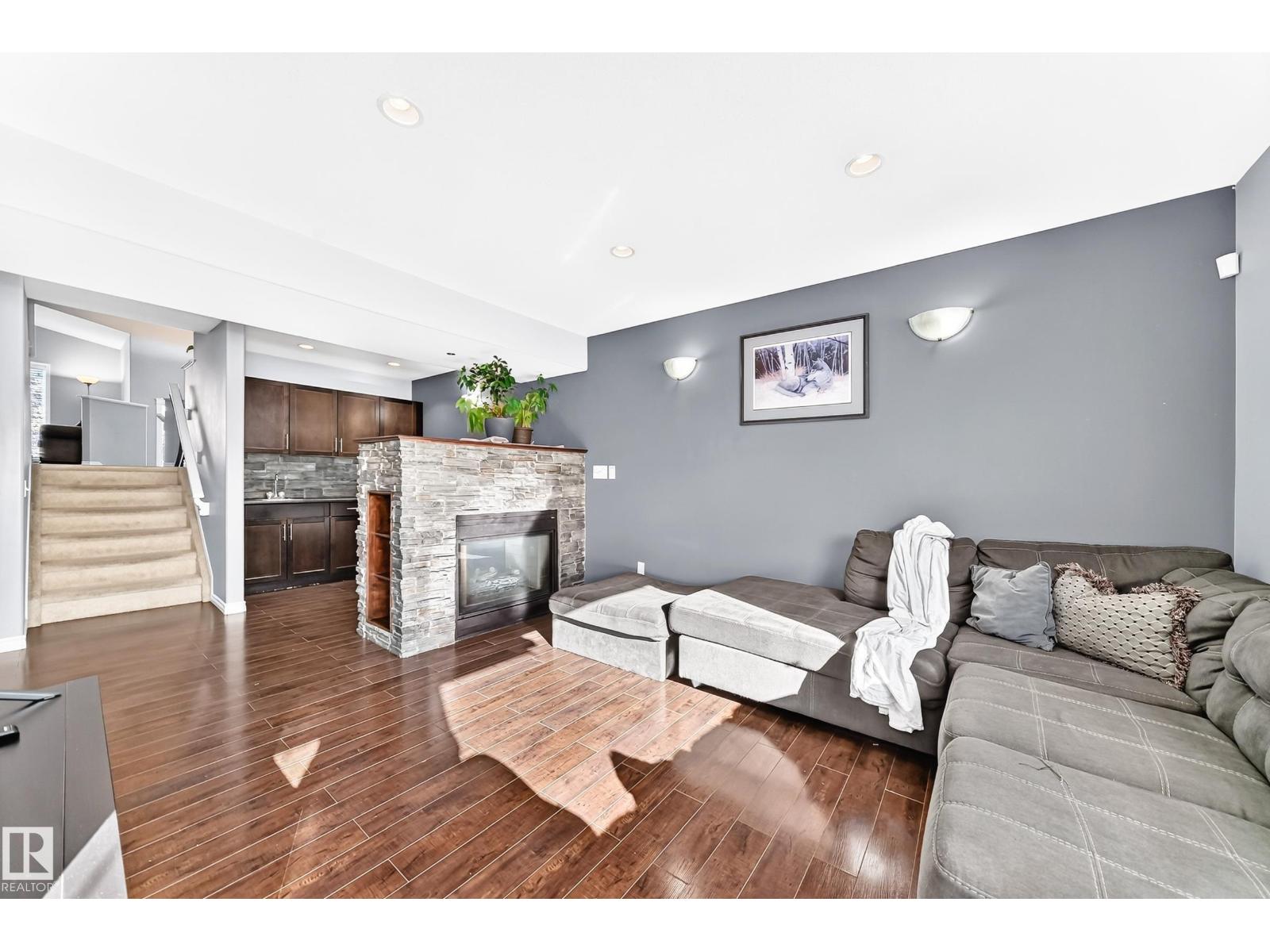 21211 59 Av Nw Property Photo 31