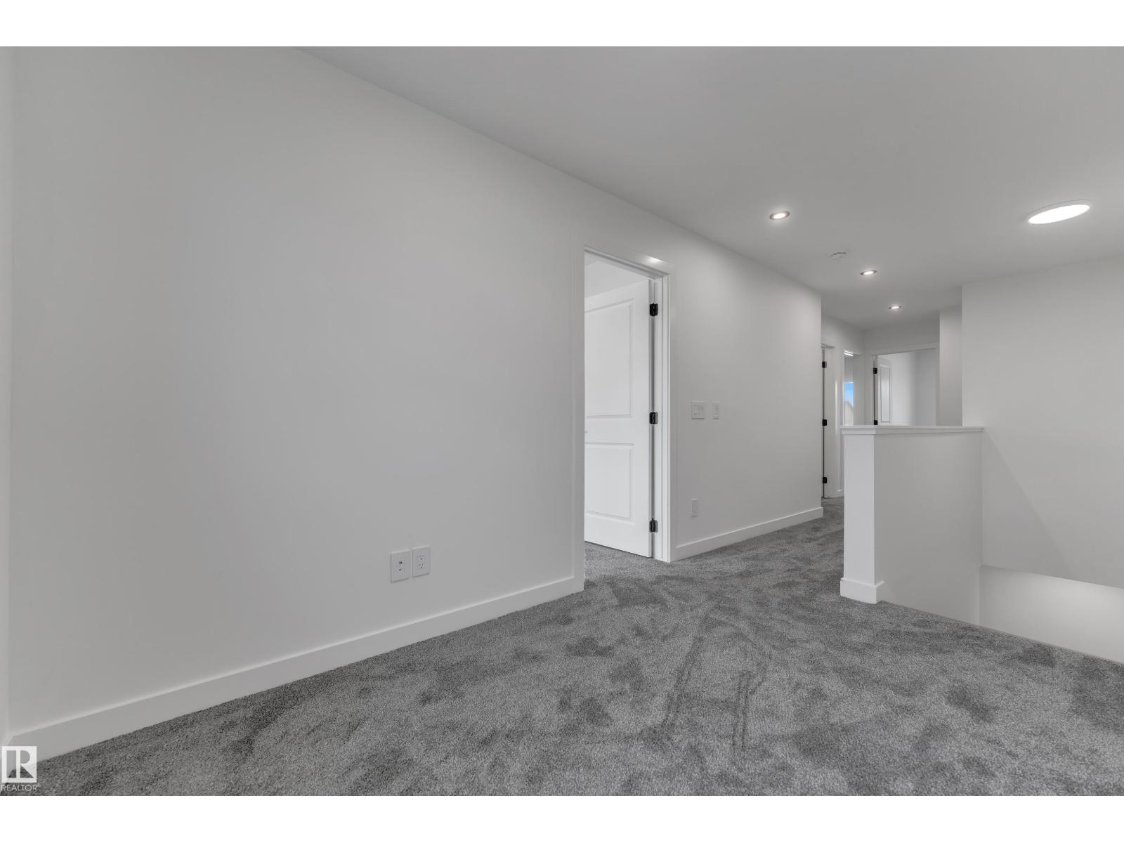303 Falcon Cr Property Photo 20