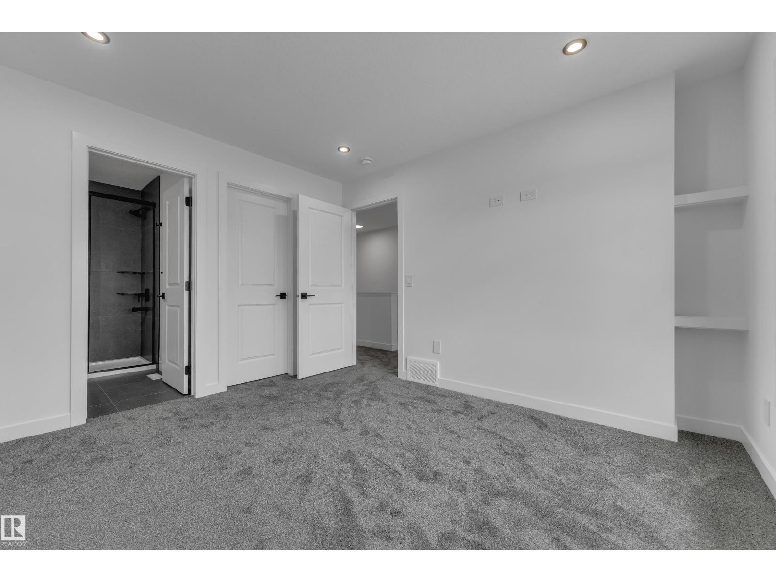 303 Falcon Cr Property Photo 24