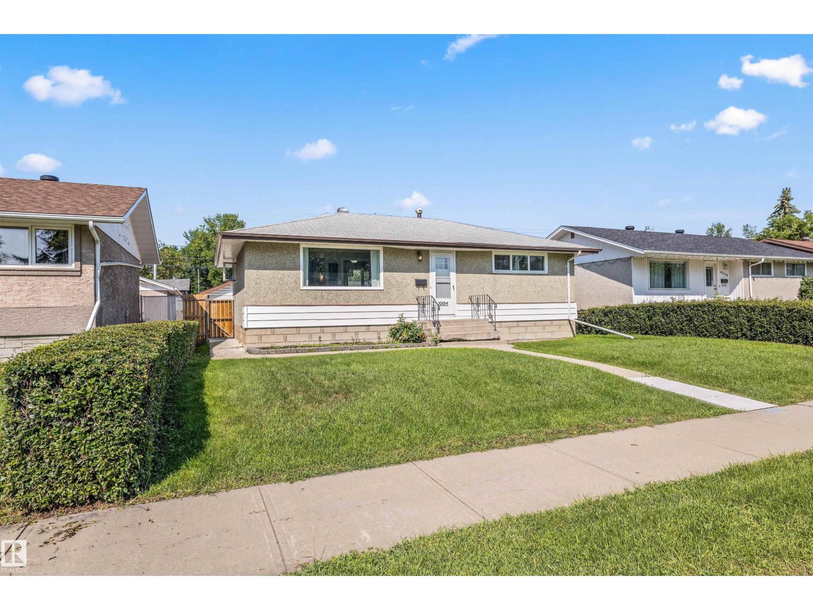 10534 163 ST NW Property Photo 1