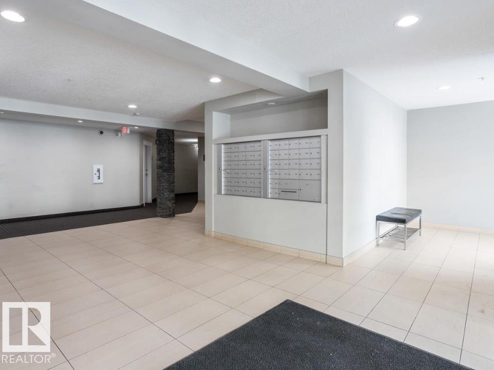 #206 9517 160 Av Nw Property Photo 2
