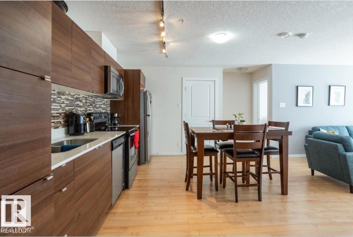 #206 9517 160 Av Nw Property Photo 6