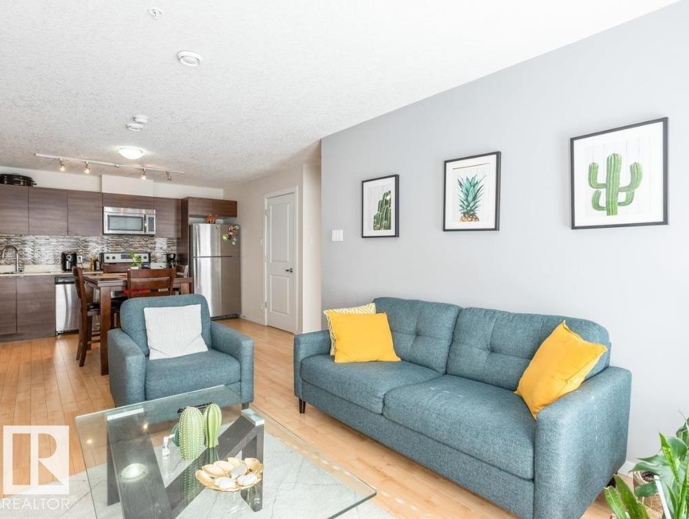 #206 9517 160 Av Nw Property Photo 11
