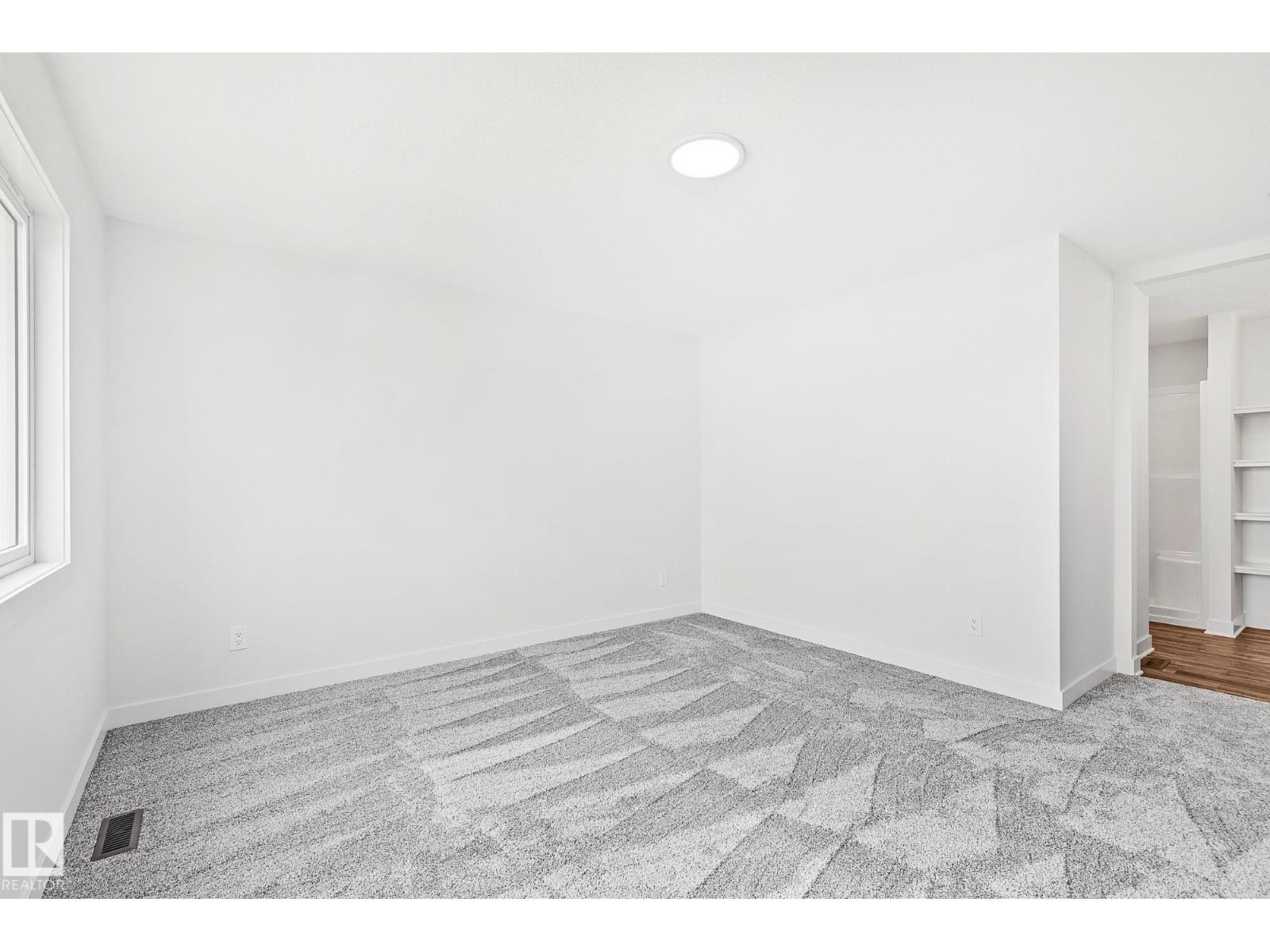 4803 53 Av Property Photo 28