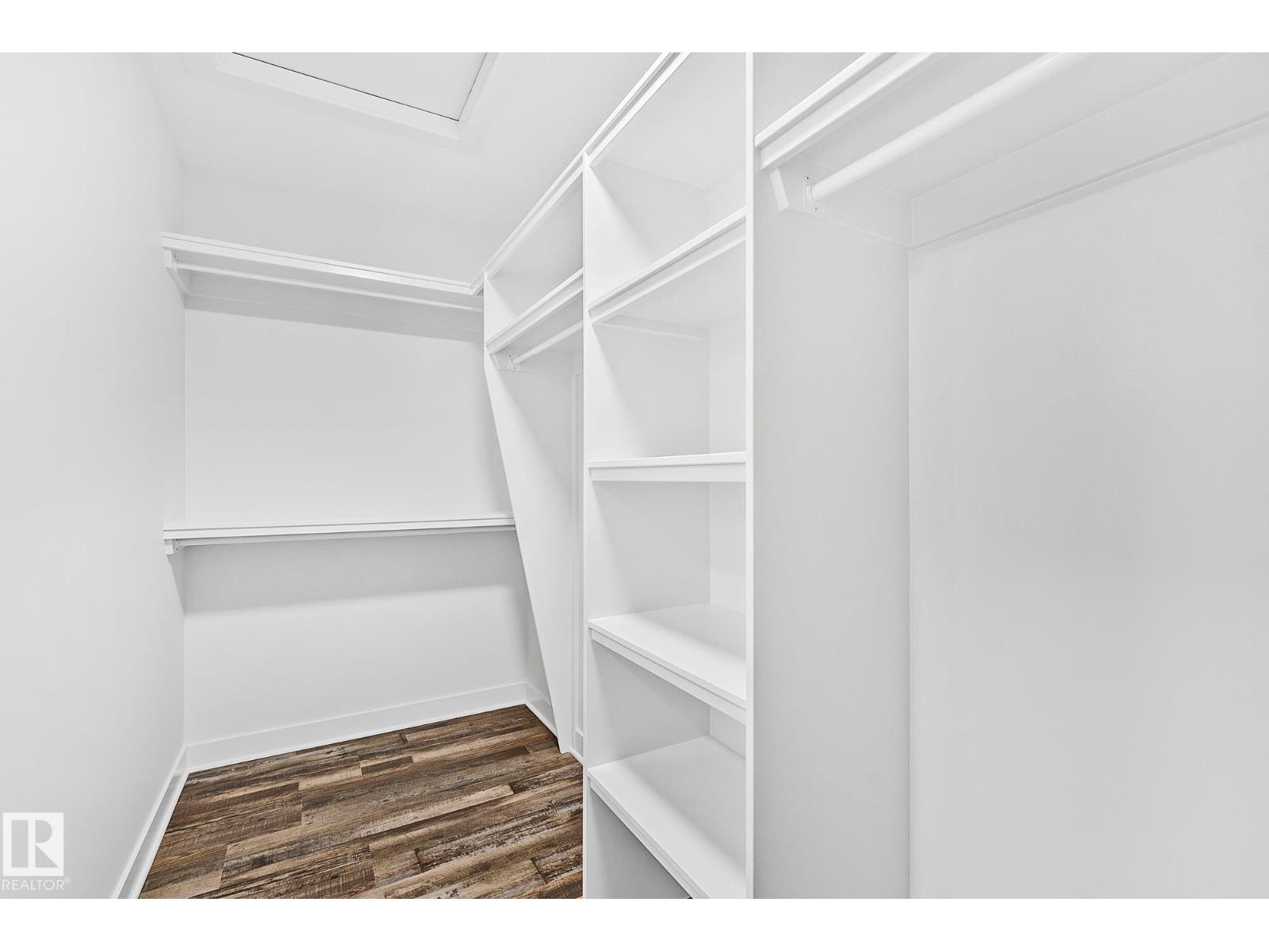 4803 53 Av Property Photo 32